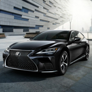 Оклейка полиуретановой пленкой Lexus LS