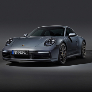 Оклейка полиуретановой пленкой Porsche 911 Carrera