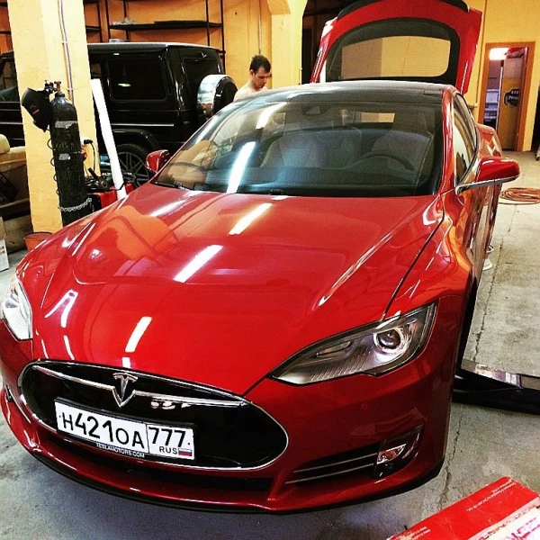 okleyka tesla 10 20150922 1246585894