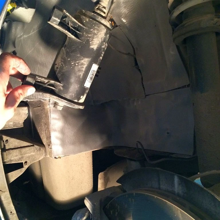 shumoizolyaciya bmw f10 3 20151006 1357022170