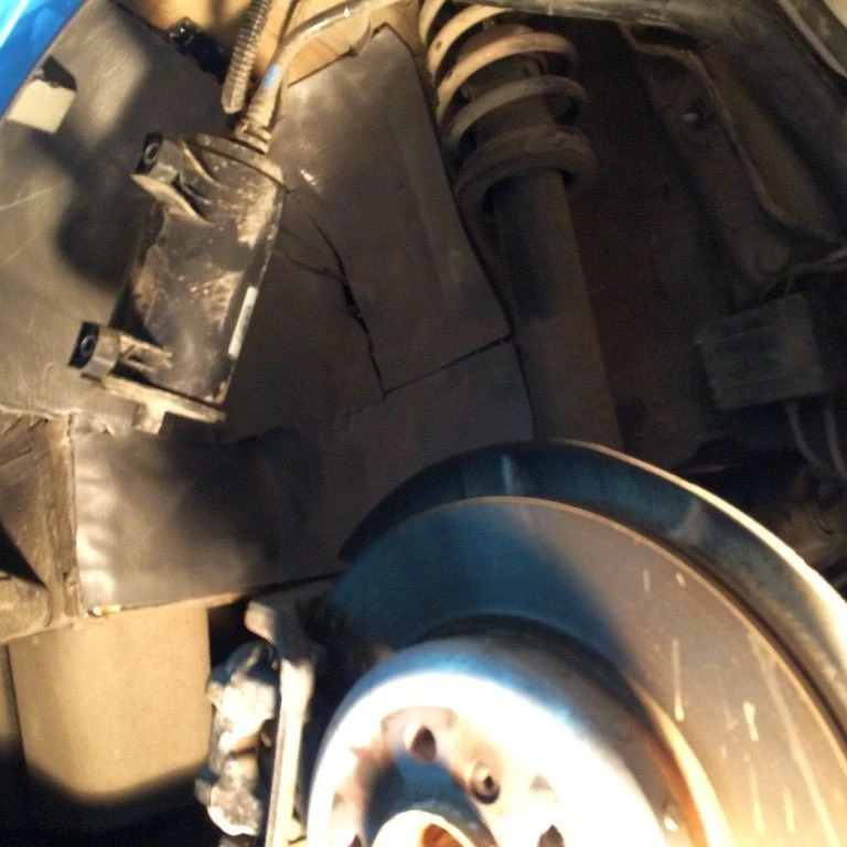 shumoizolyaciya bmw f10 6 20151006 1718391762