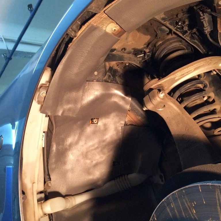 shumoizolyaciya bmw f10 16 20151006 1087231180