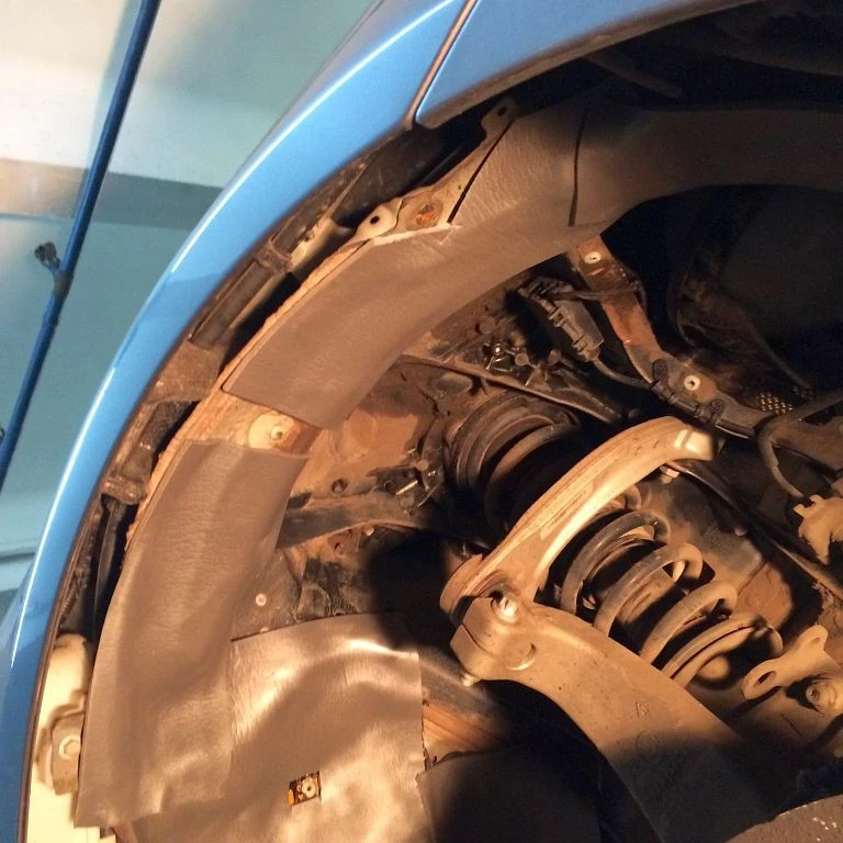 shumoizolyaciya bmw f10 17 20151006 1195028842
