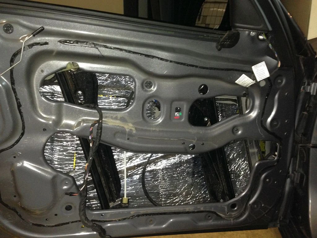 shumoizolyaciya bmw f10 33 20151006 1403973868