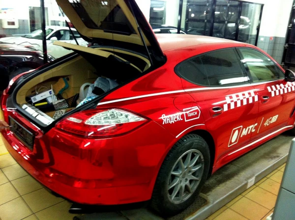 okleyaka taxi porsche 6 20160823 1173869682