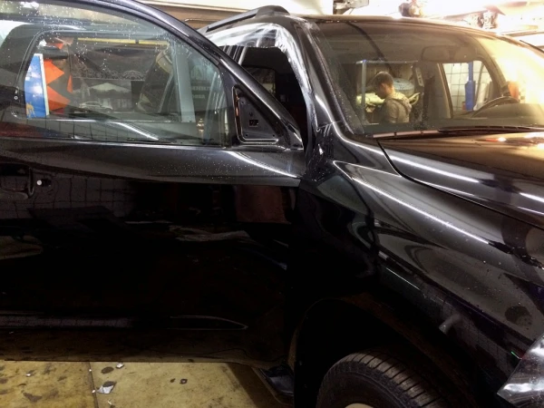 okleyka poliuretanovoy plenkoy toyota sequoia 6 20161117 1904996549