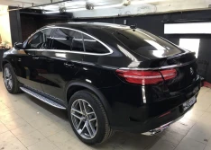 Защита авто Mercedes Gls антигравийной пленкой.