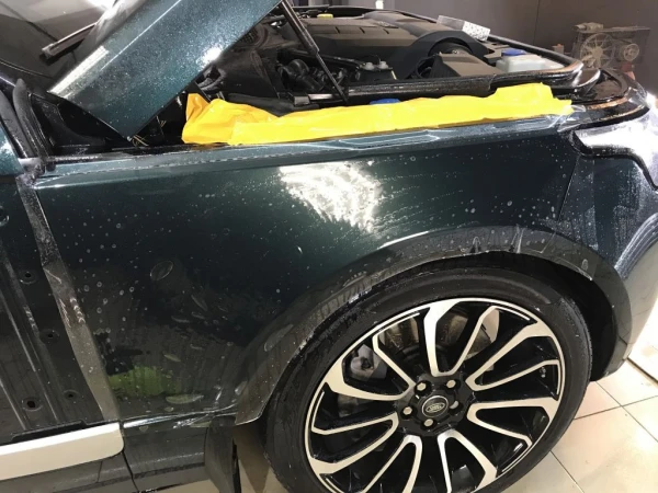   range rover vogue   30 20190327 1392319518