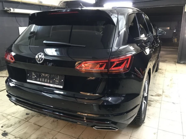 zashita kuzova vw toureg poliuretanovoy plenkoy 20 20191121 1997172884