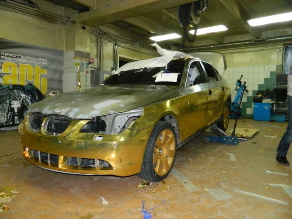 gold bmw e60 11 20120924 1074147617