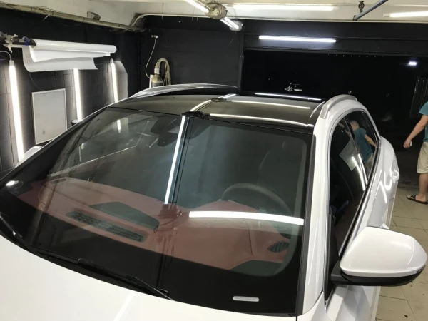 okleyka kryshy audi q8 poliuretanovoy plenkoy 1 20191122 1007646305