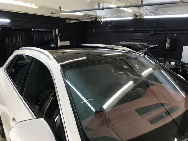 okleyka kryshy audi q8 poliuretanovoy plenkoy 2 20191122 1679964143