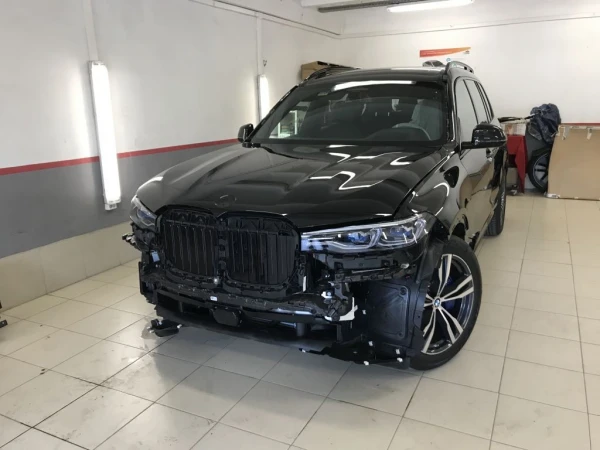 бронирование антигравийной пленкой bmw x7