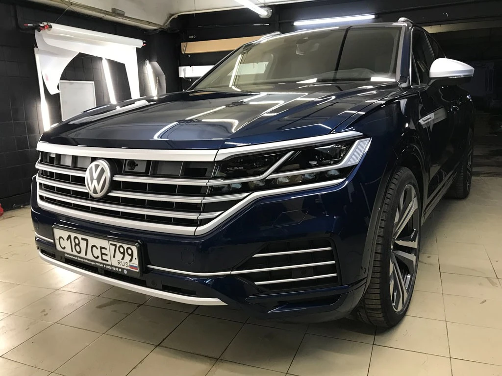 Защитная оклейка полиуретаном touareg