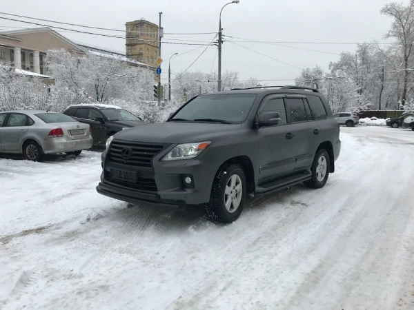 Тюнинг пленкой Лексус 570