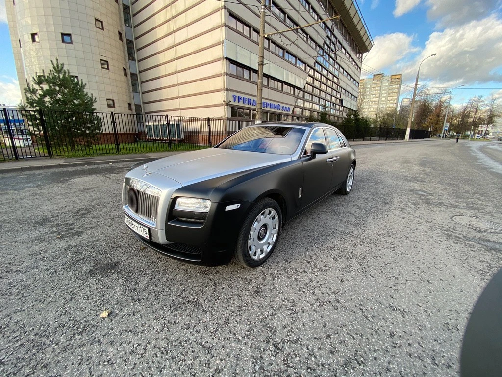 Оклейка RR Royce Ghost два цвета