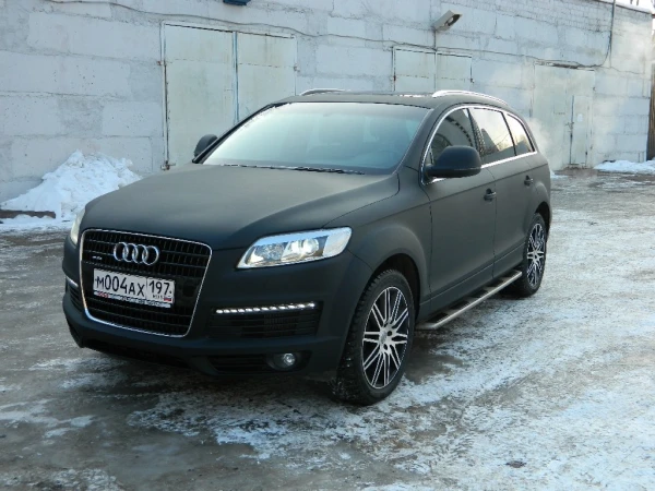 audi q7 black mat 24 20120924 1319657588