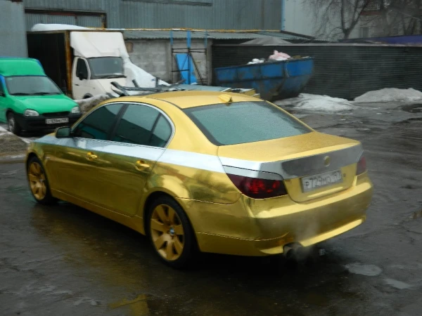 gold bmw e60 35 20120924 1107392893