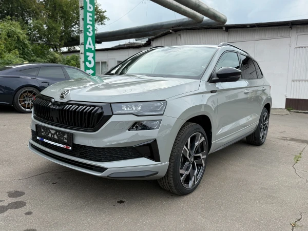 skoda karoq oklejka poliuretanovoj plenkoj  