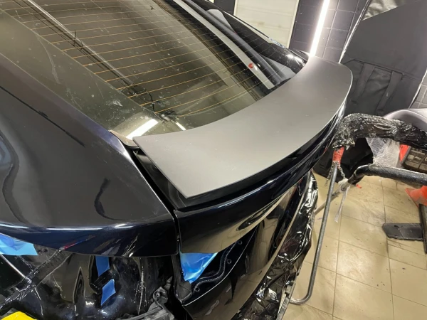 Оклейка Bmw 5 gt в матовый полиуретан