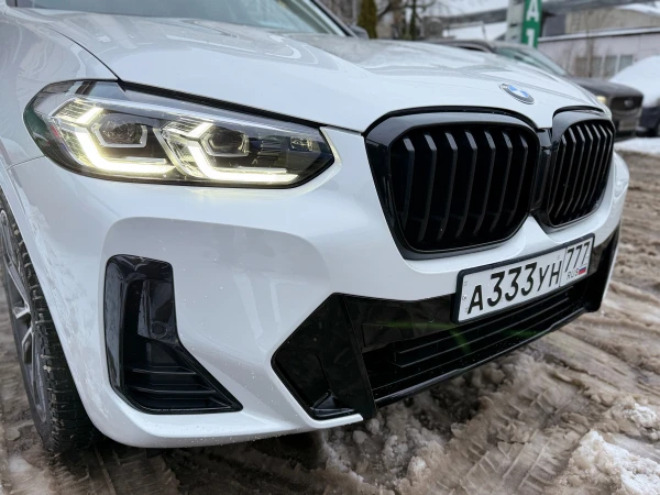 oklejka bmw x3 g08 glyantsevym poliuretanom  