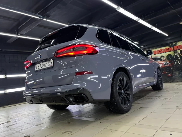 Оклейка BMW X5 G05 в цветной полиуретан Nardo Grey