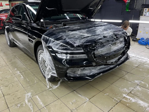 Оклейка Genesis g80