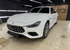 Оклейка глянцевым полиуретаном Maserati Ghibli 