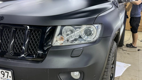 Оклейка JEEP в цветной черный полиур