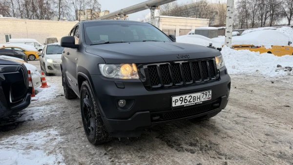 Оклейка JEEP в цветной черный полиур
