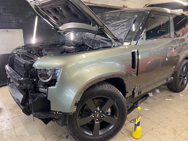 Оклейка Defender в зеленый защитнй цве