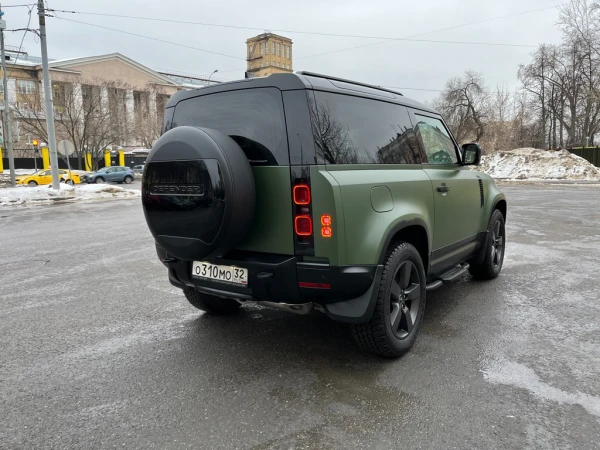 Оклейка Defender в зеленый защитнй цве
