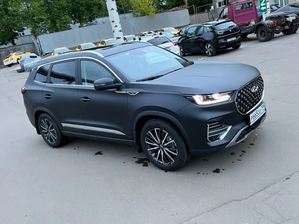 Оклейка матовым полиуретаном Chery Tig