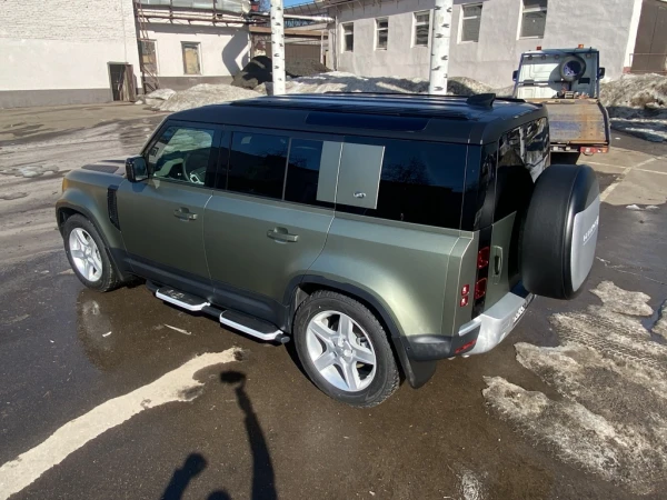 Оклейка матовым полиуретаном land rover defender
