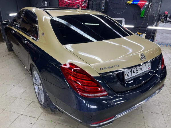 Оклейка Maybach w222 в цветной полиуретан