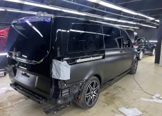 Оклейка Mercedes v class матовым полиуретаном 