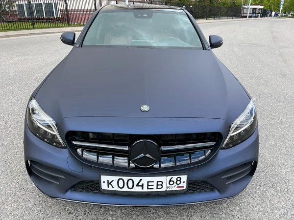 Оклейка Mercedes w205 в синий матовый полиуретан