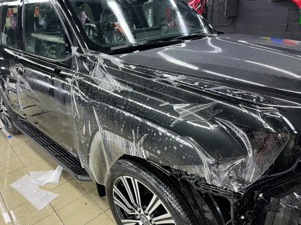Оклейка полиуретановой пленкой Lexus