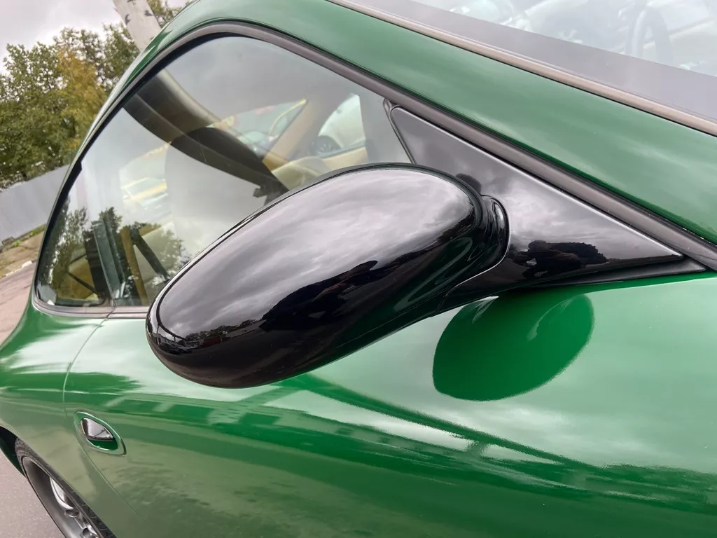 Оклейка Porsche 911 цветным полиуретано