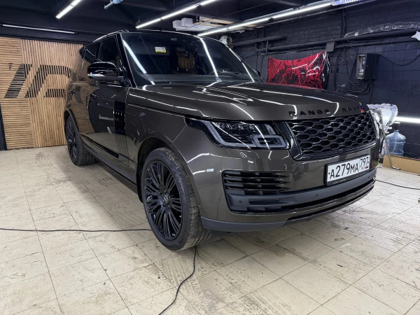 oklejka range rover v tsvetnoj poliuretan  