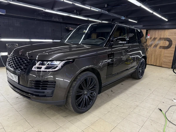 oklejka range rover v tsvetnoj poliuretan  