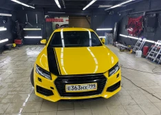 Оклейка спортивных полос audi tt