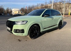 Оклейка цветным полиуретаном AUDI q7 4m 