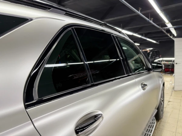 Оклейка в цветной полиуретан Mercedes GLE 