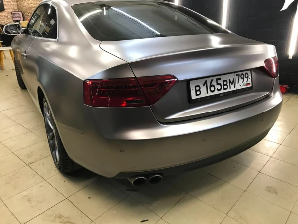 oklejka poliuretanovoj plenkoj audi a5  