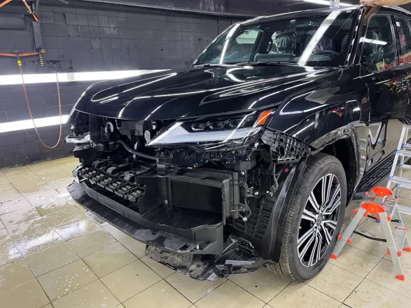 Оклейка полиуретановой пленкой Lexus LX  