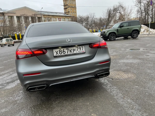 Оклейка полиуретановой пленкой Mercedes E-Class
