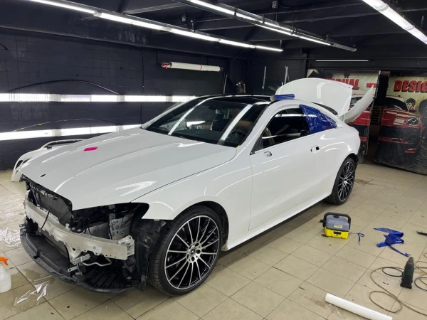 Оклейка полиуретановой пленкой Mercedes-Benz CLE