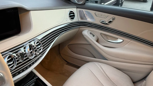 Тюнинг салона авто Mercedes w222